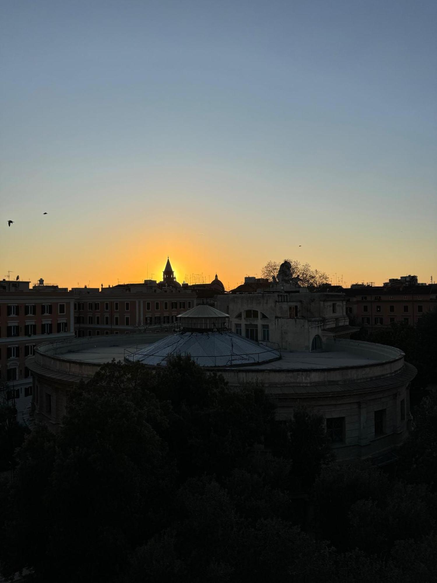 Paramount Rome Luaran gambar